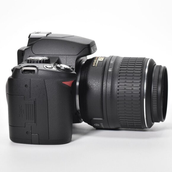 Nikon D40x DSLR Camera 10.2MP Nikon AFS 18-55mm Lens 15,438 Clicks 32GB SD Card - Picture 4 of 16